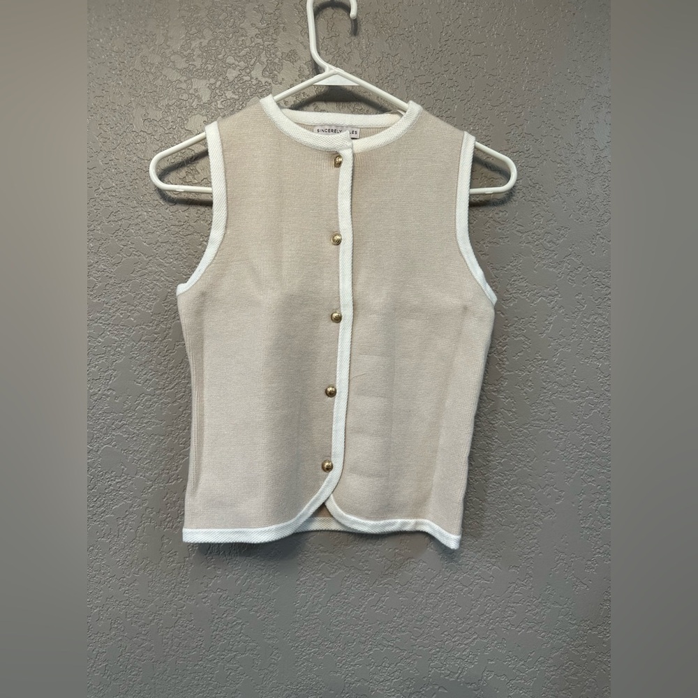 Sincerely Jules Beige Sleeveless Button-Down Shirt